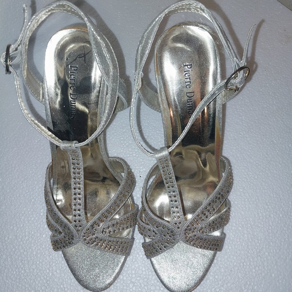 Pierre Dumas New Gold Rhinestone Sandals Classy Fancy Size 8M